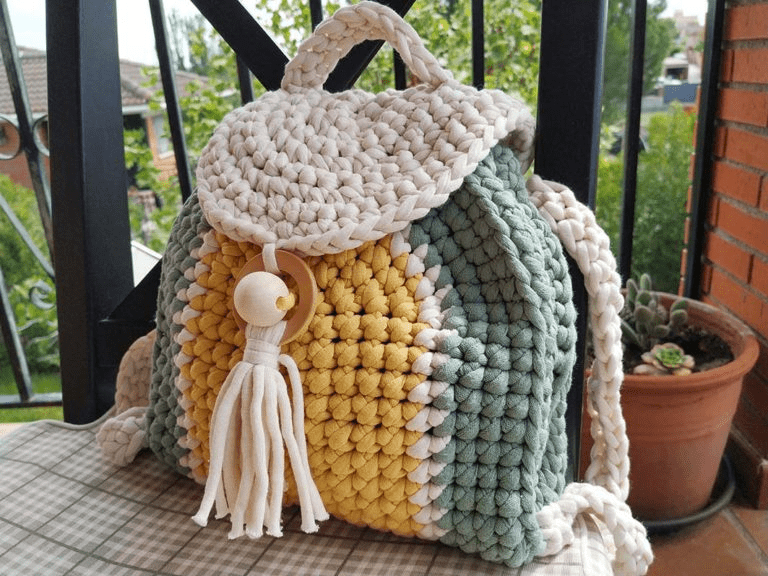 free crochet backpack patterns