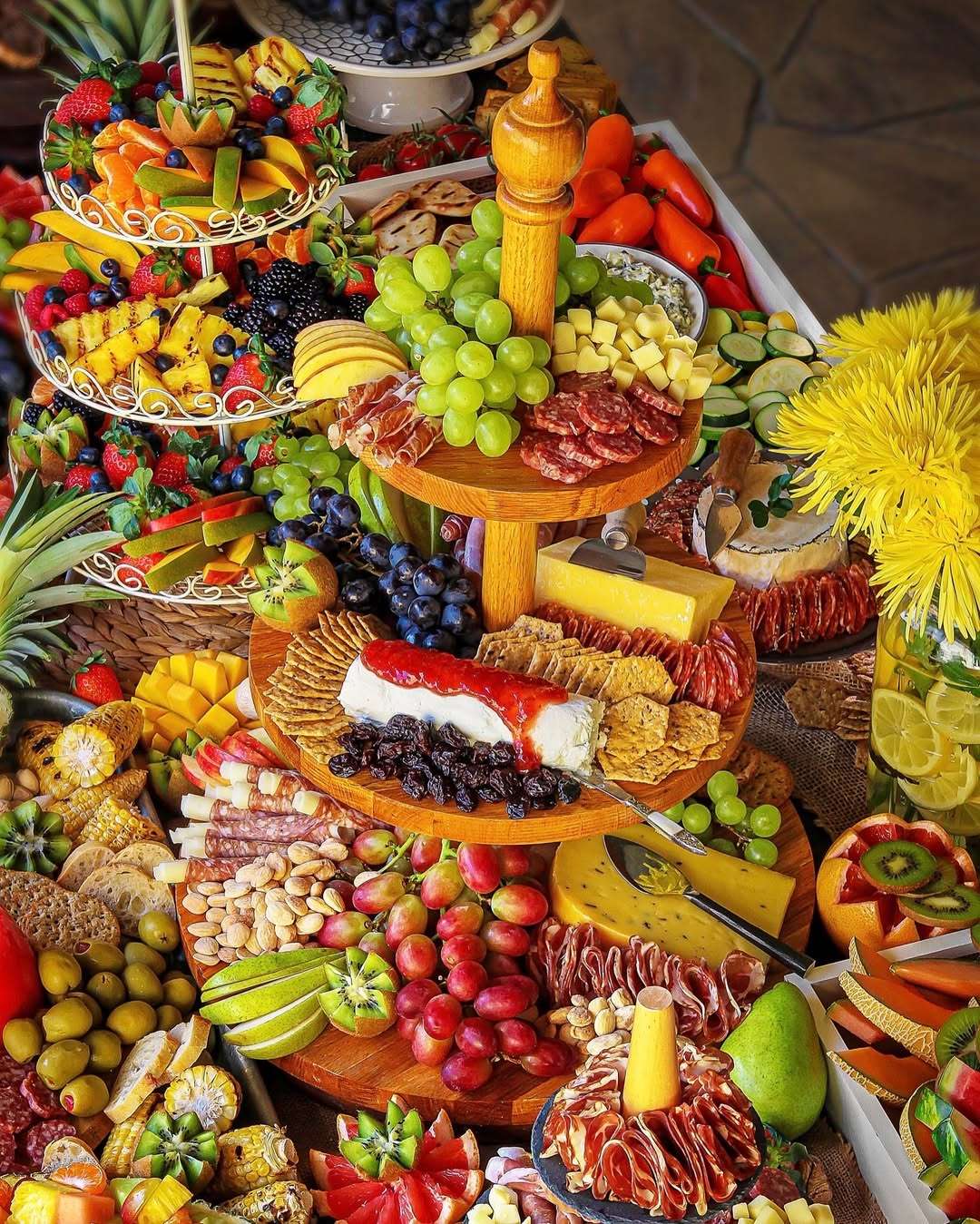 Thanksgiving charcuterie board ideas