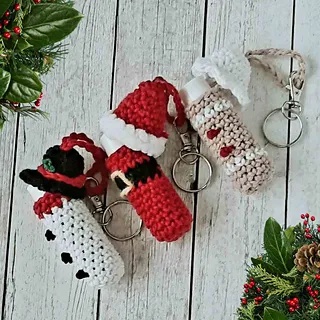 Free Crochet Christmas keychain Patterns Pinterest 