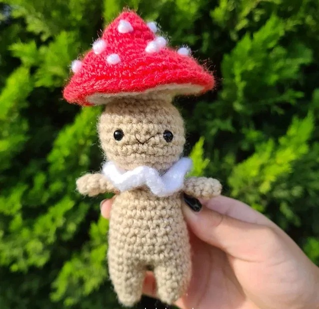 Free Crochet Mushroom Pattern 