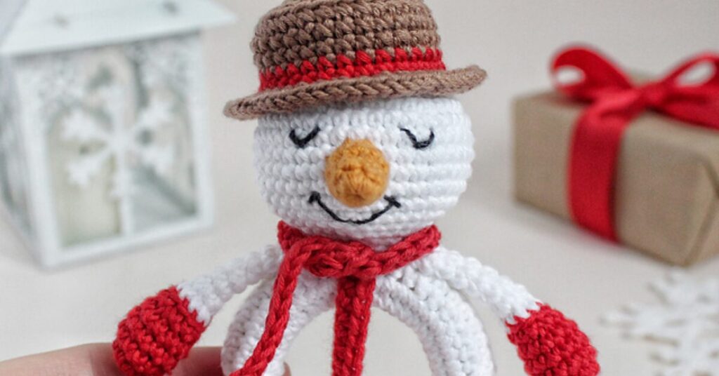 free crochet snowman pattern