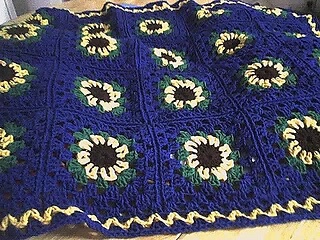 Free crochet sunflower pattern