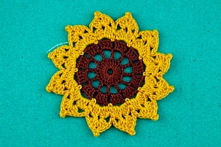 Free crochet sunflower pattern
