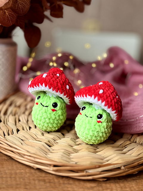 Free Crochet Mushroom Pattern 