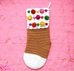 27 Free and Easy Crochet Christmas Stocking Patterns | Yarns and Crafts