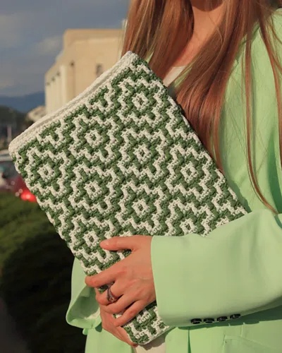 Free Crochet Laptop Bag Patterns