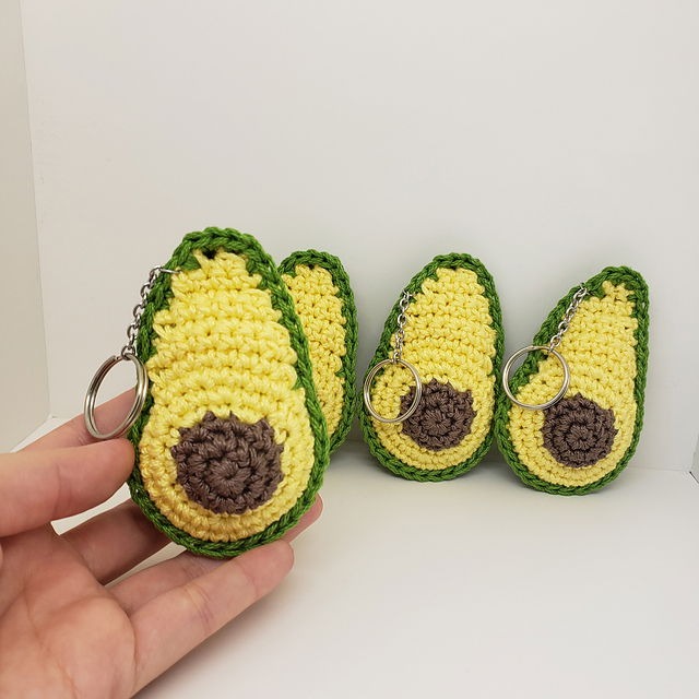 Free Amigurumi Crochet Avocado Pattern 