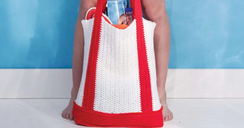 Free Crochet Large Bag Pattern Featured Image