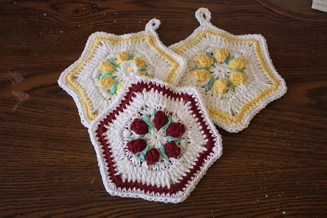 Free Crochet Tulip Flower Patterns