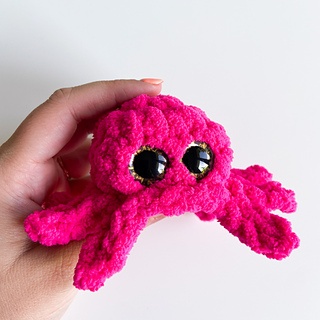 free crochet no-sew amigurumi spider pattern