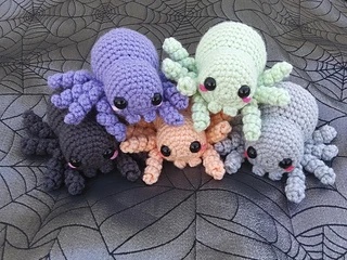 free crochet  no-sew amigurumi spider pattern