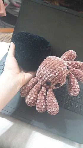 free crochet no-sew amigurumi spider pattern