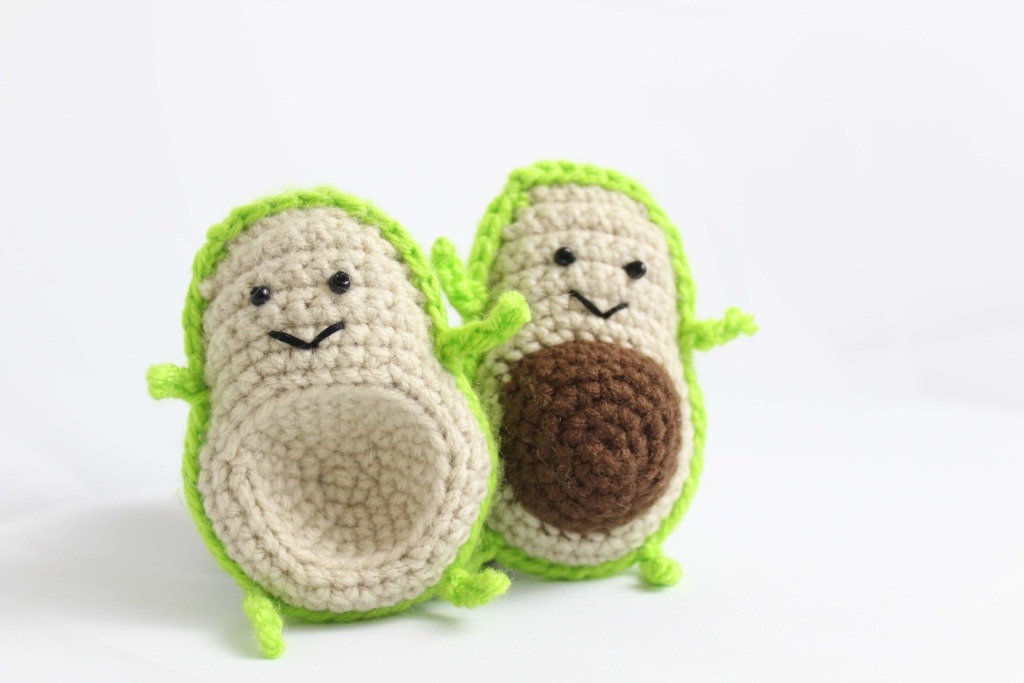 Free Amigurumi Crochet Avocado Pattern