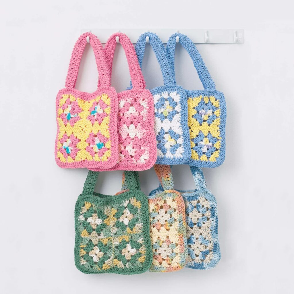 free crochet granny square bag patterns