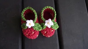 Free Crochet Strawberry Patterns