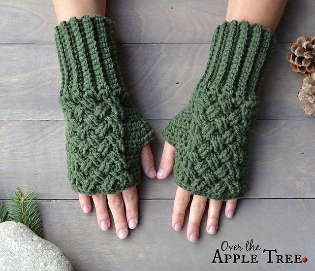 Free Crochet Fingerles Glove Patterns