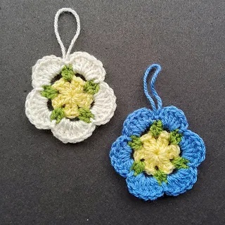 Free crochet daisy patterns