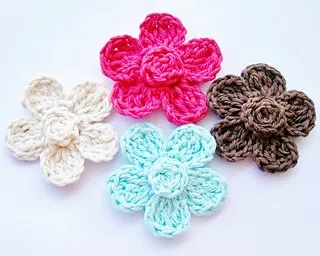 Free crochet daisy patterns