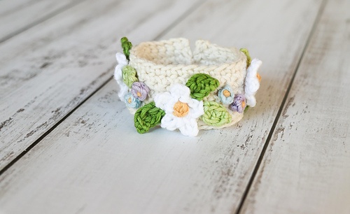 free crochet flower bracelet patterns
