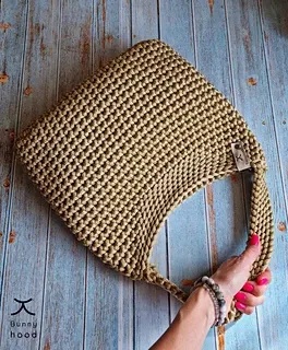 Free crochet shoulder bag patterns