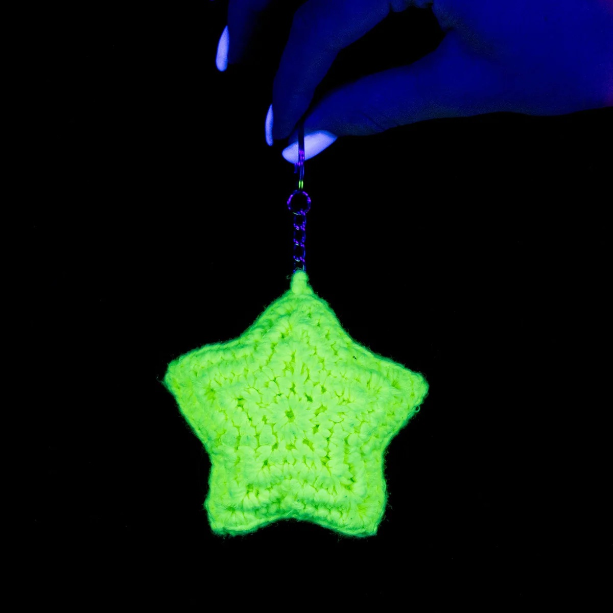 Free crochet star pattern