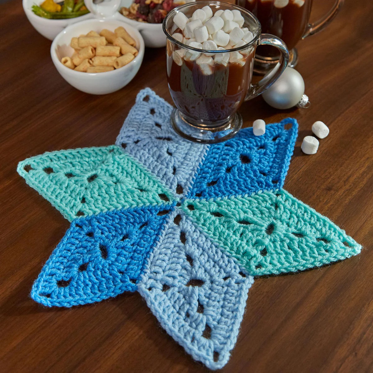 Free crochet star pattern