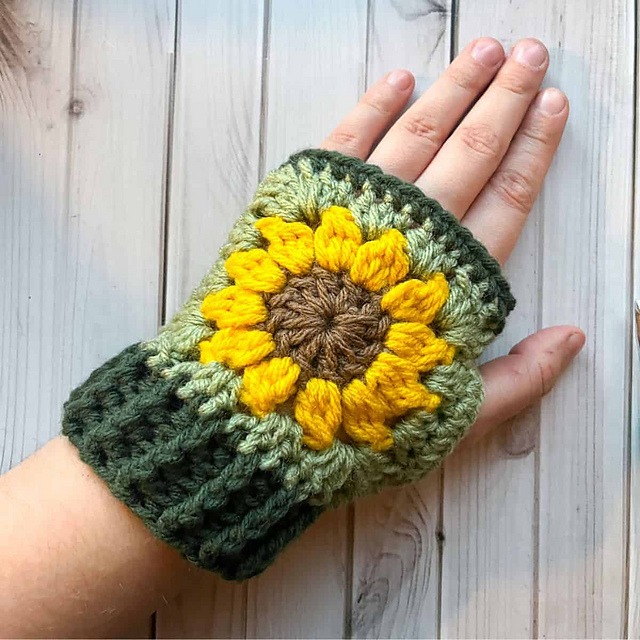 Free Crochet Fingerles Glove Patterns