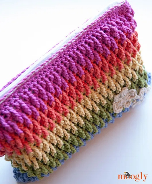 Free crochet zipper pouch patterns