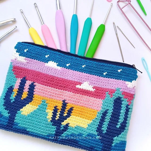 Free crochet zipper pouch patterns