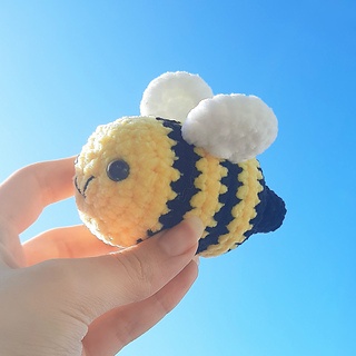 Free Crochet Bee Patterns