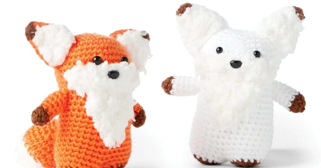 Featured image free crochet fox pattern