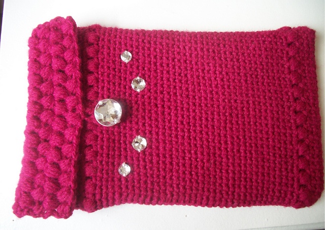 Free crochet Kindle sleeve patterns
