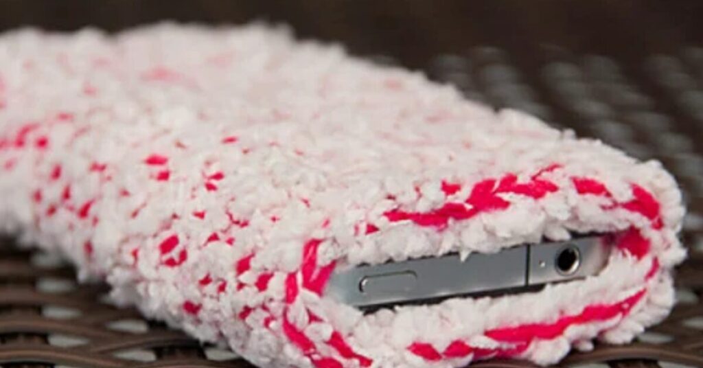 free crochet kindle sleeve patterns featured image