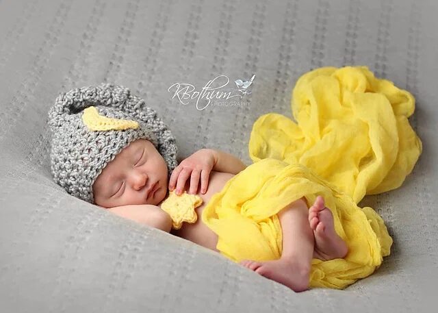 Free Crochet Newborn Hat Pattern