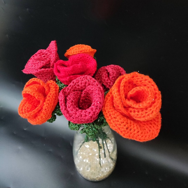 25 Free and Easy Crochet Flower Bouquet Patterns. | Yarns and Crafts