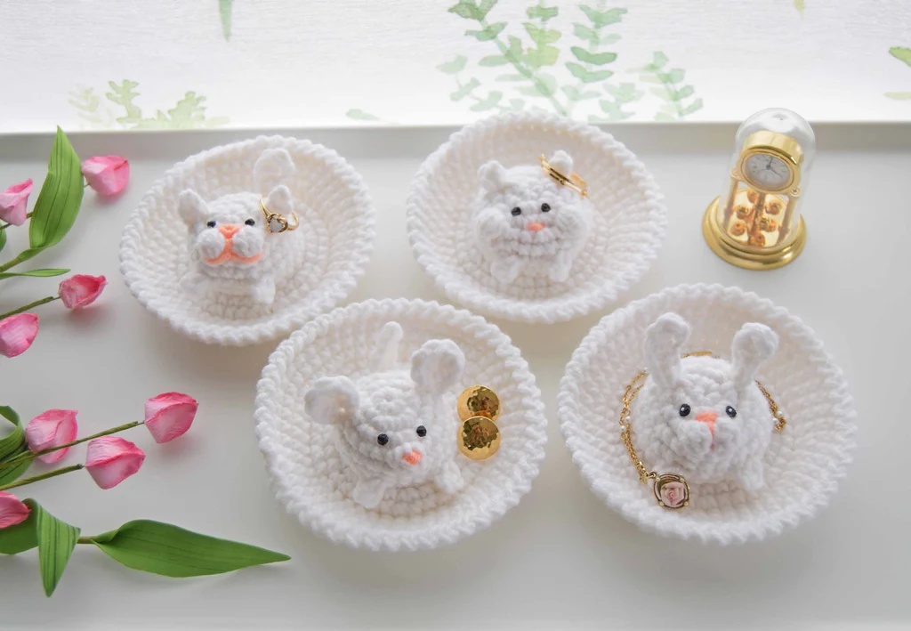 Free crochet jewelry holder patterns