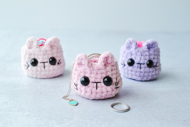 Free crochet jewelry holder patterns