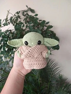 Free Crochet Baby Yoda Patterns