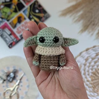 Free Crochet Baby Yoda Patterns