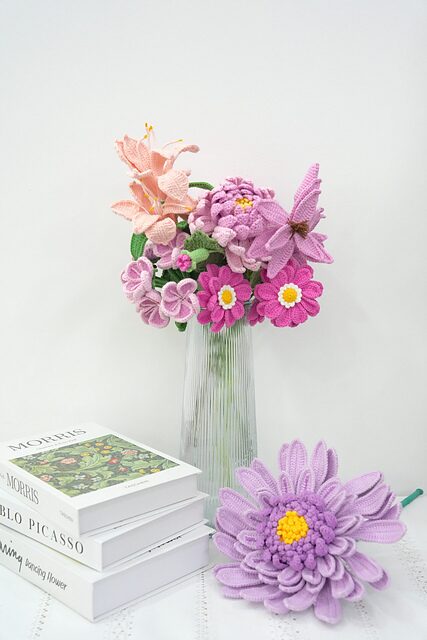 Free Crochet Flower Patterns for Room Decor