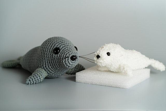Free crochet amigurumi baby seal patterns