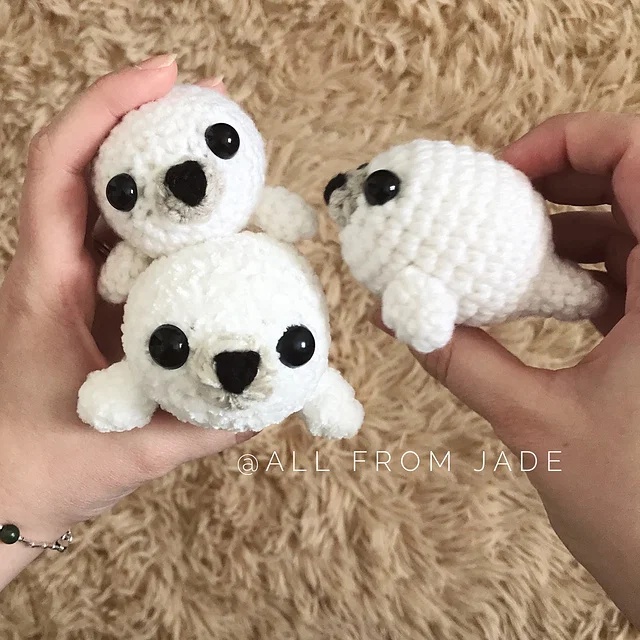 Free crochet amigurumi baby seal patterns