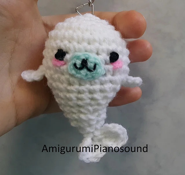 Free crochet amigurumi baby seal patterns