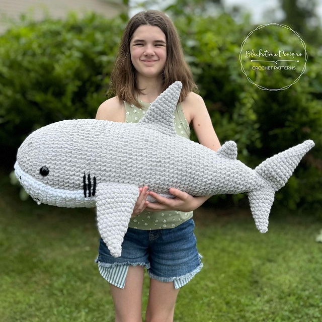 Free crochet amigurumi shark patterns