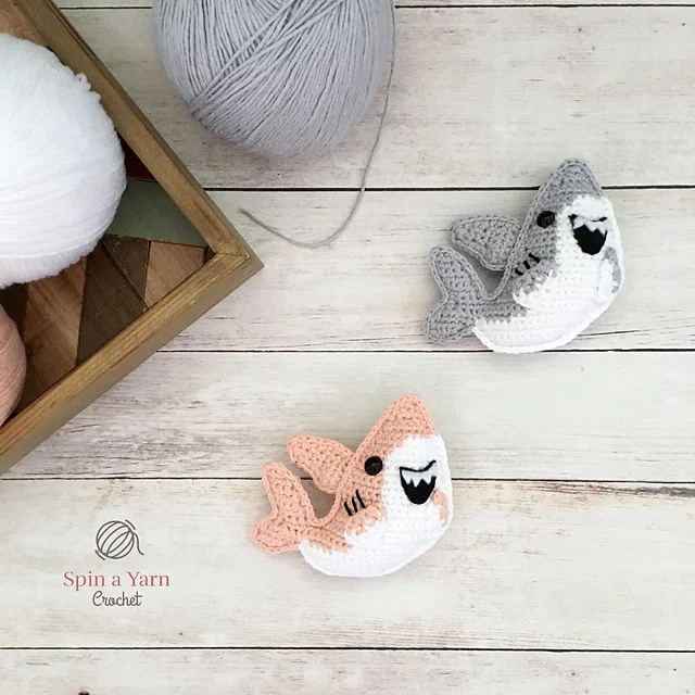 Free crochet amigurumi shark patterns