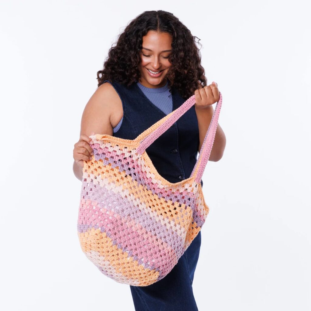 Free crochet beach summer tote bag patterns