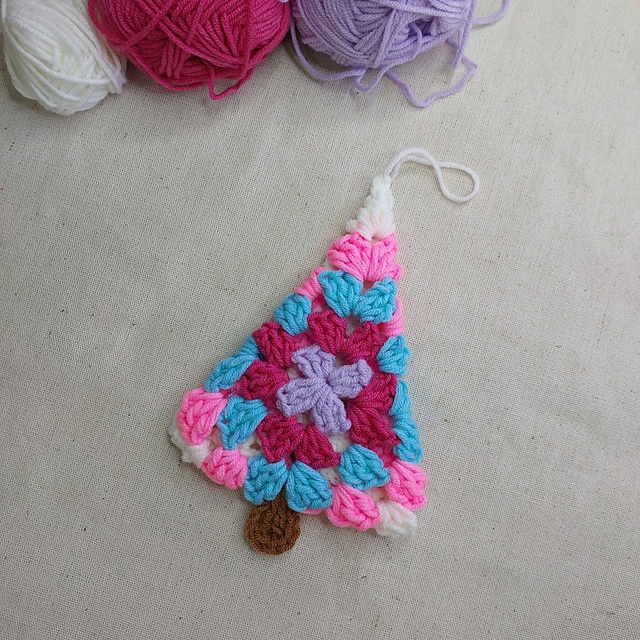 Free crochet Christmas tree patterns