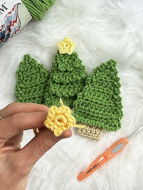 Free crochet Christmas tree patterns