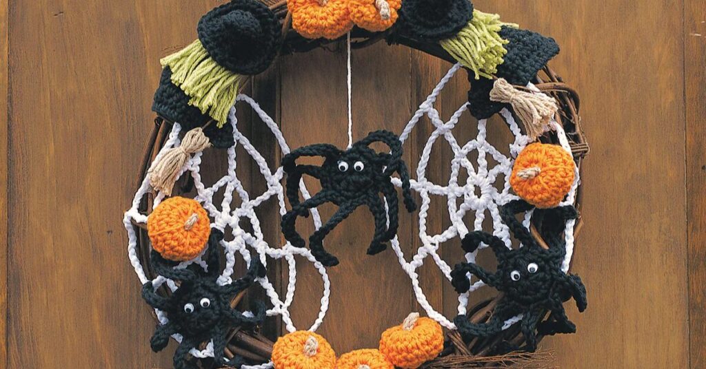 Free Crochet Wreath Patterns Featured Image