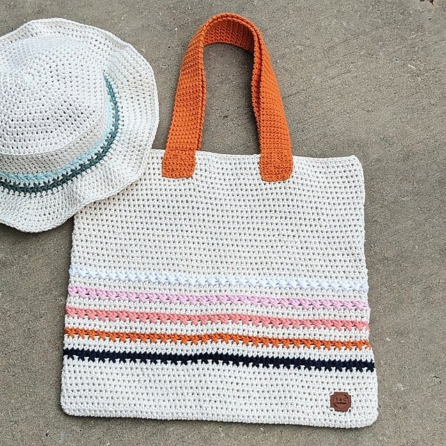 Free crochet crisscross mini tote patterns